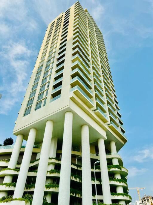 Bright With Pool Views At Hameni Tower, Jvc Apartment *